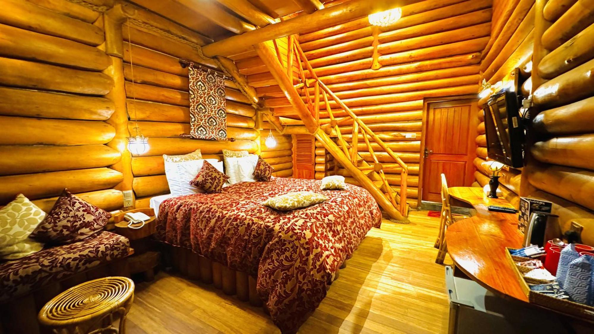 Superior Family Attic Balcony