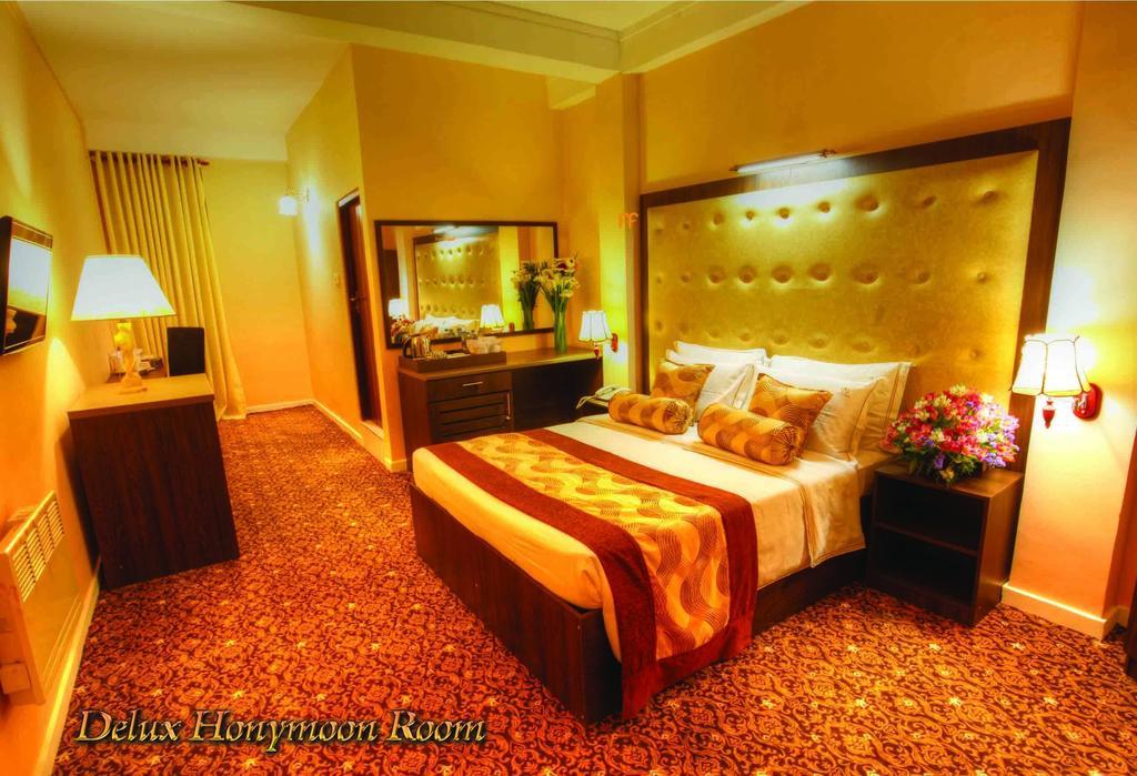 Deluxe Double Room,316743785:JPEG