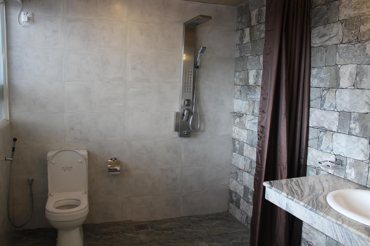Duplex Room Mountain View