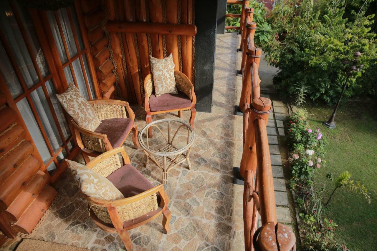 Deluxe Family Attic Balcony