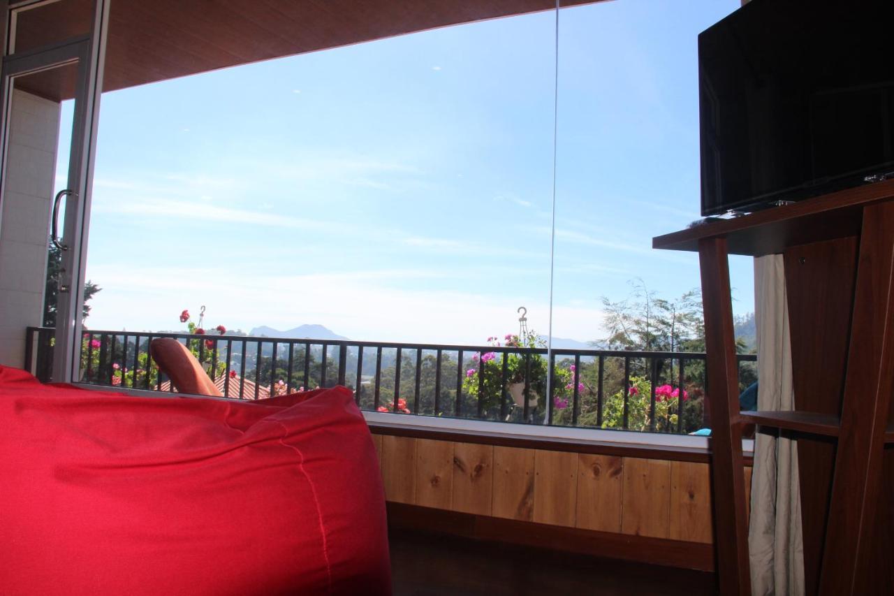 King Room Mountain View
