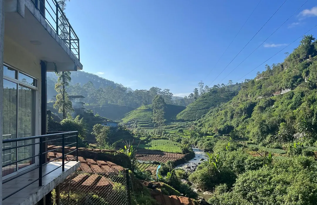 Singing Hills Hotel-1
