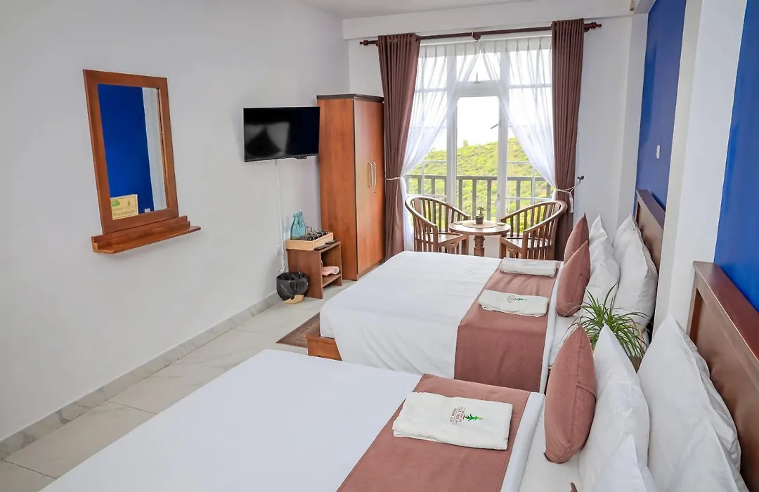 The Mount View Single Tree Hotel-1
