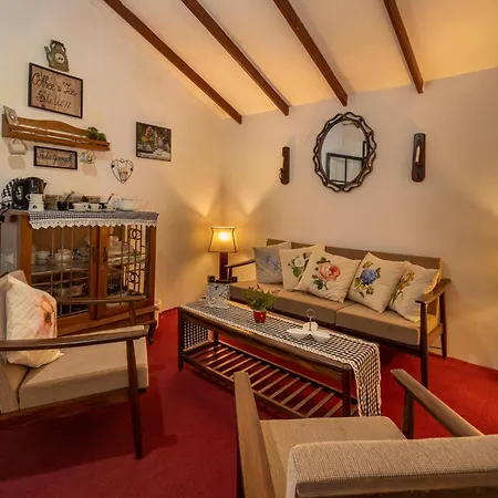 Dover Cottage-3