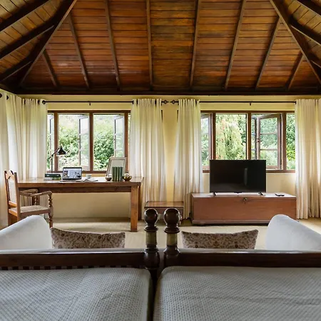 Ferncliff Bungalow-3