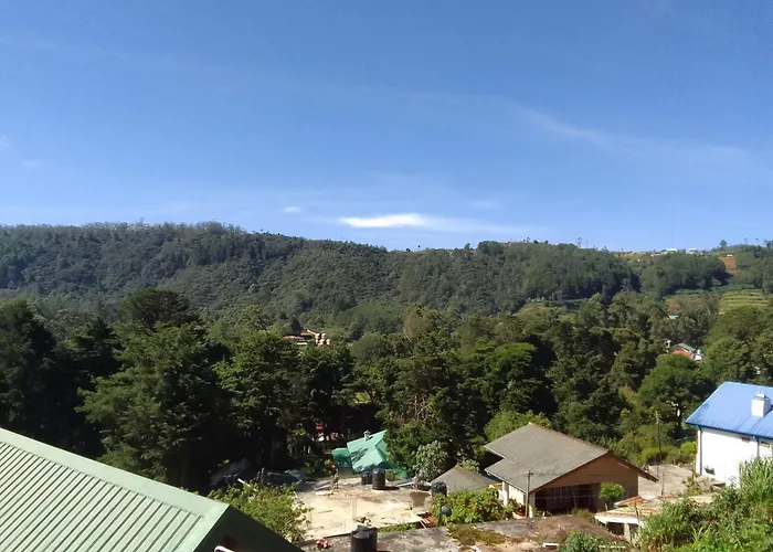 Red Wood Inn Nuwara Eliya